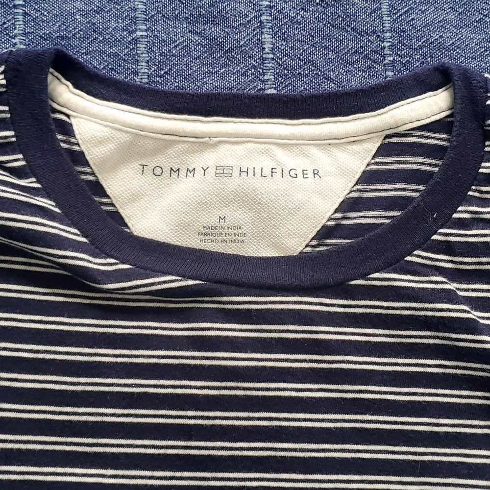 Tommy Hilfiger 100% Cotton striped t shirt !